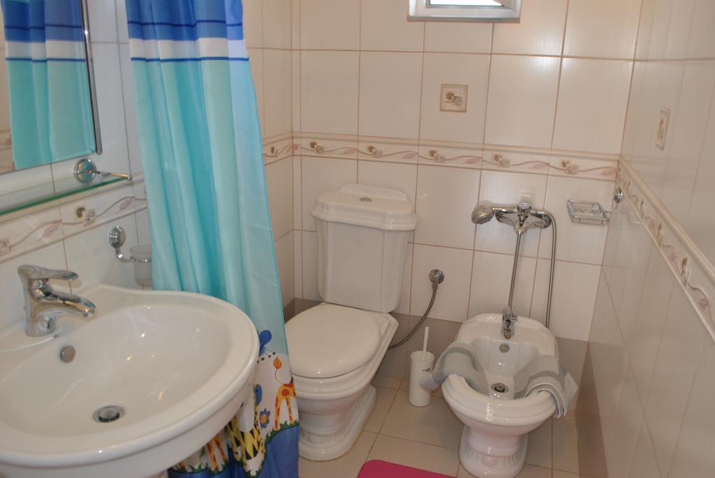 Villa Violeta Ksamil Bagian luar foto